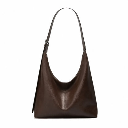 Effortless Chic Meets Spacious Daily Utility