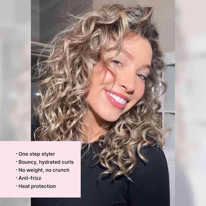 Miracle Moisture Mist for Glossy, Frizz-Free Curls
