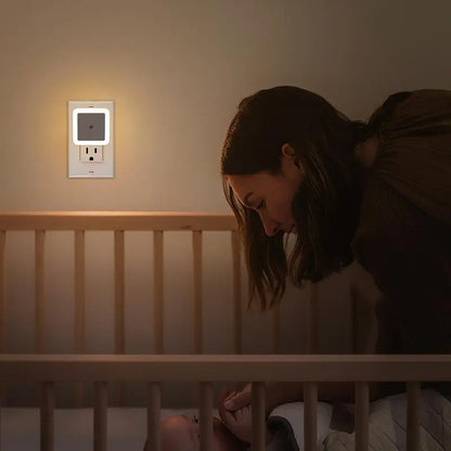 Automatic Dusk-to-Dawn Plug-in LED Night Light