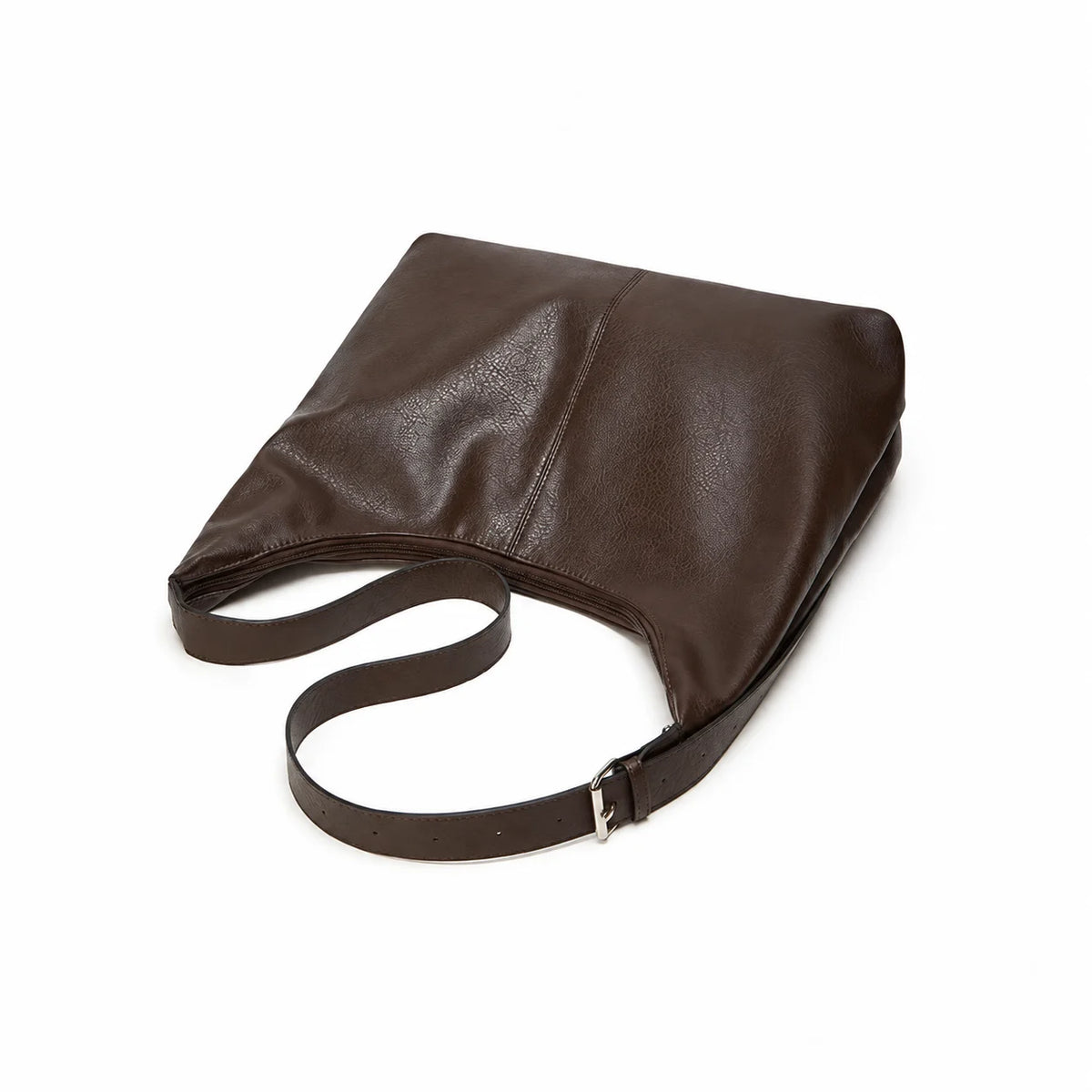 Effortless Chic Meets Spacious Daily Utility