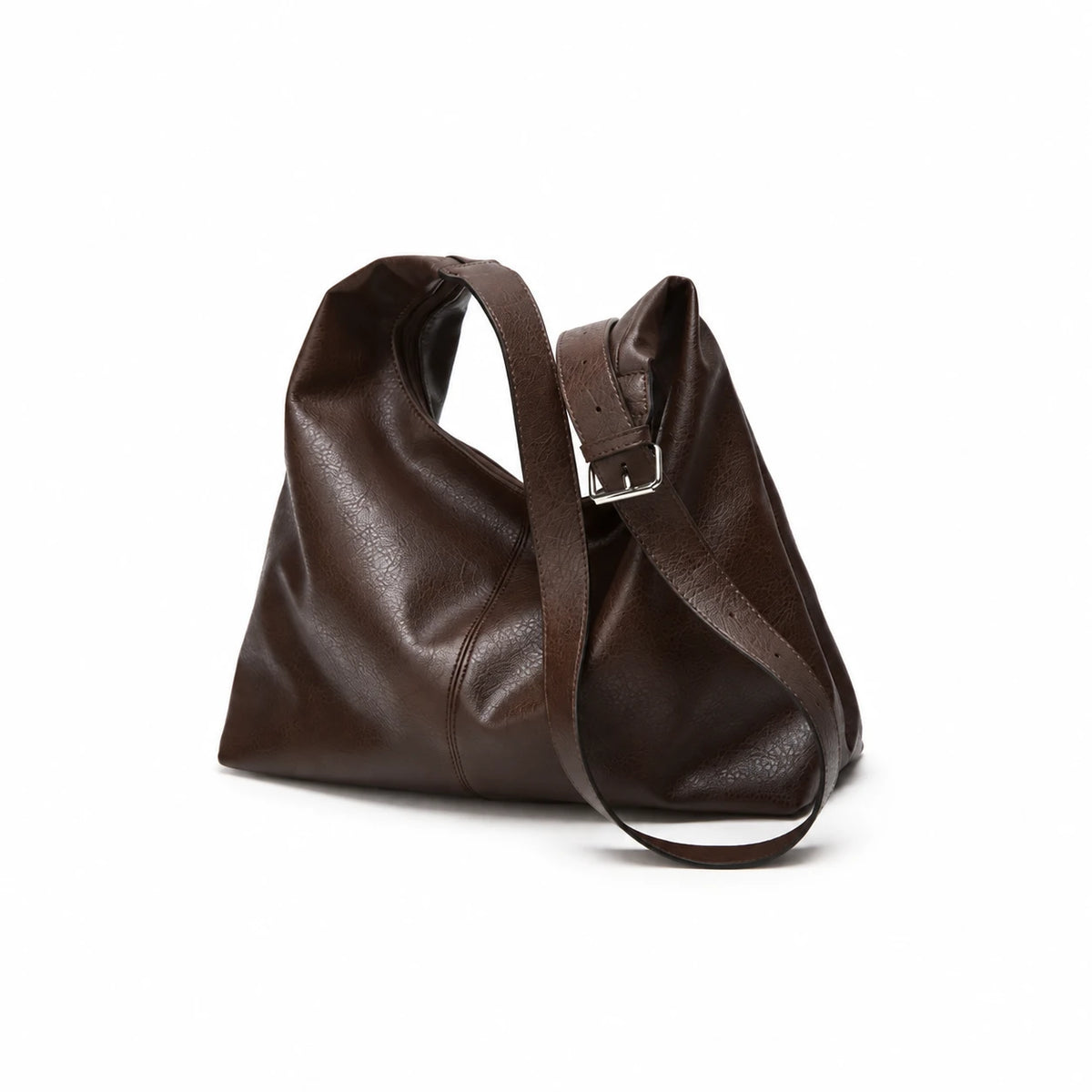 Effortless Chic Meets Spacious Daily Utility